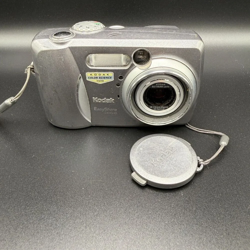 Kodak EasyShare DX4530 5.0MP Digital Camera Bundle - Y2K Digicam - untested